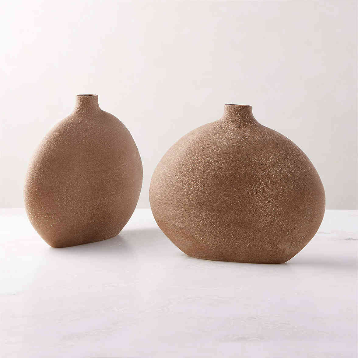 Vaso in ceramica tan corto